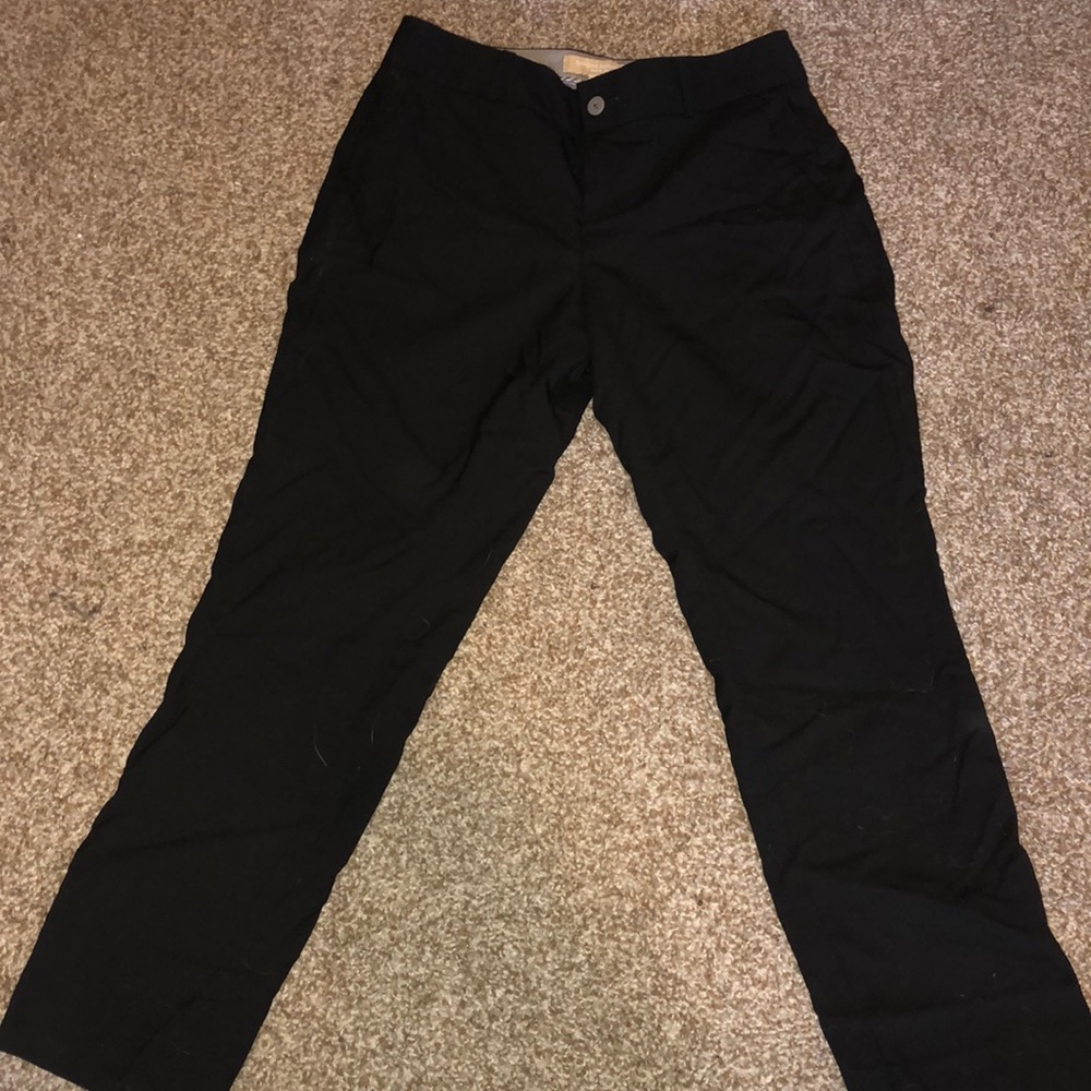 Black fitted cropped dress pants